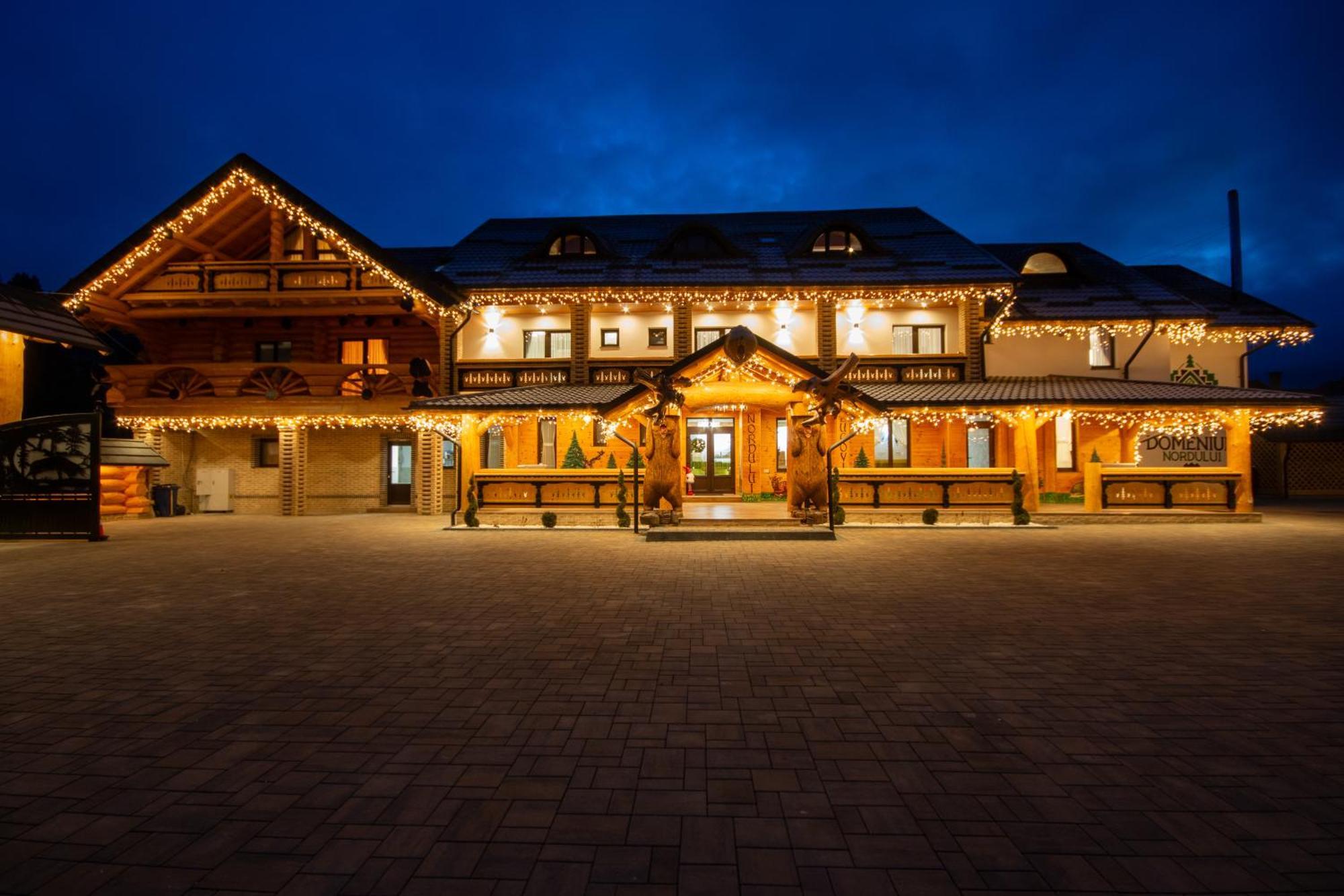 Domeniul Nordului Bucovlna Hotell Vama  Eksteriør bilde